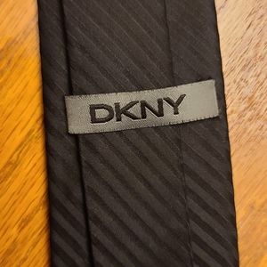 DKNY Men's Slim Necktie